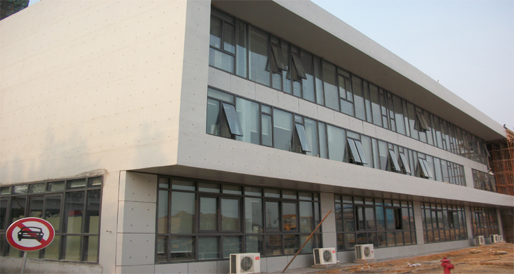 清水混凝土表面透明保護噴涂工藝